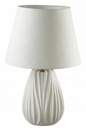 Настольная лампа декоративная Lumion Sona 8121/1T в Сысерти - sysert.ok-mebel.com | фото