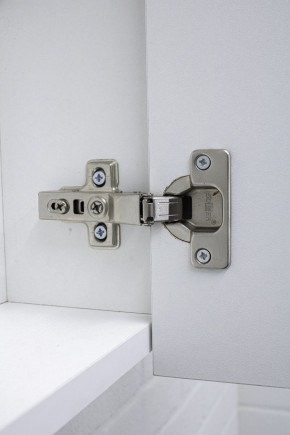 Шкаф-зеркало Норма 80 3 двери АЙСБЕРГ (DA1626HZ) в Сысерти - sysert.ok-mebel.com | фото 8